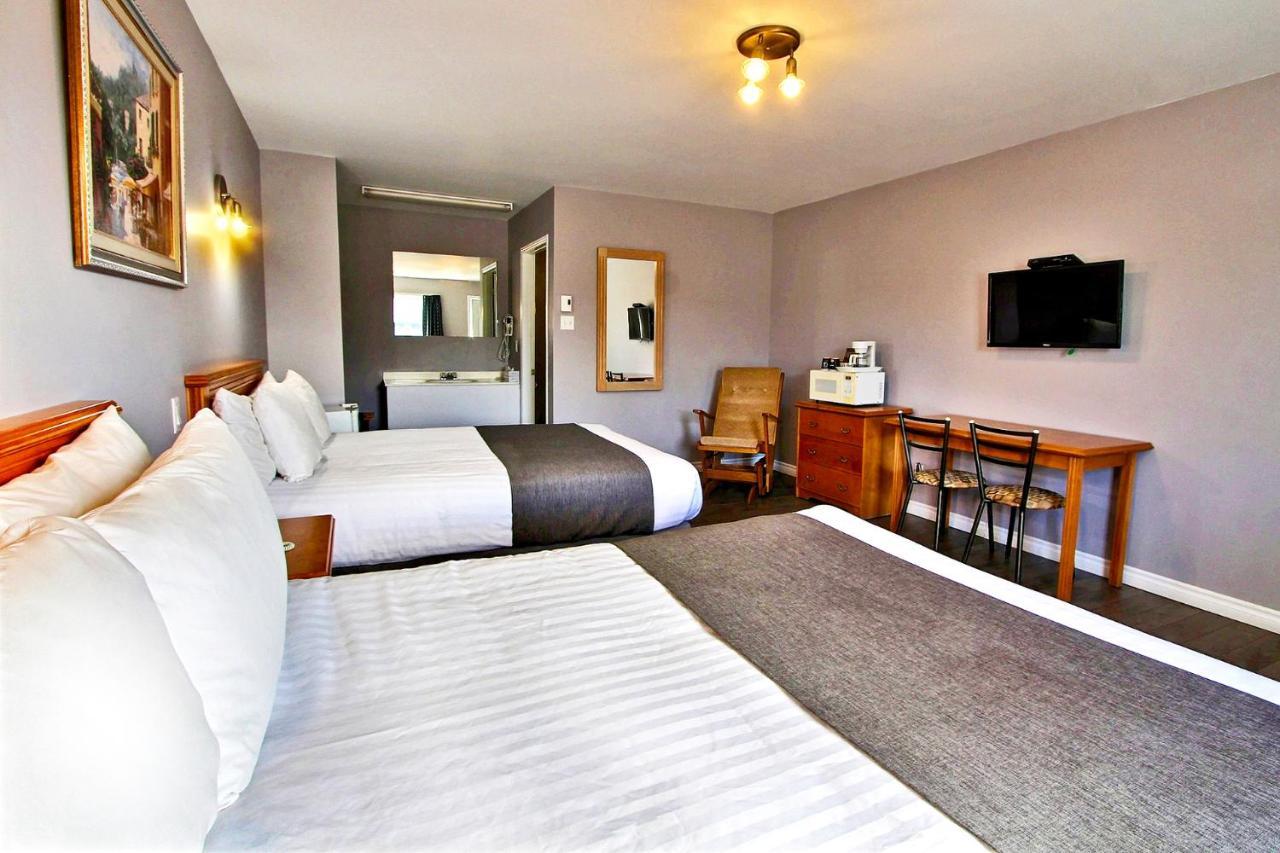 Hotel-Motel La Difference Sainte-Marie Екстер'єр фото