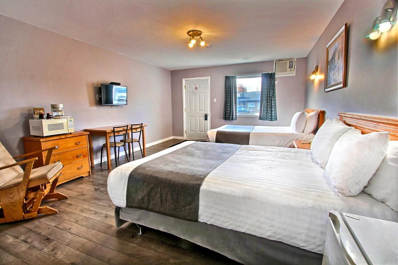 Hotel-Motel La Difference Sainte-Marie Екстер'єр фото