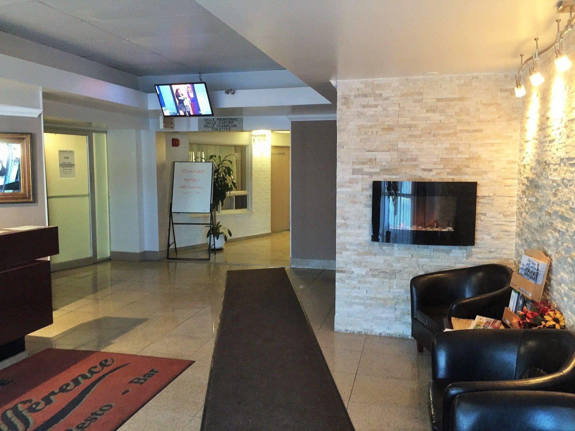 Hotel-Motel La Difference Sainte-Marie Екстер'єр фото